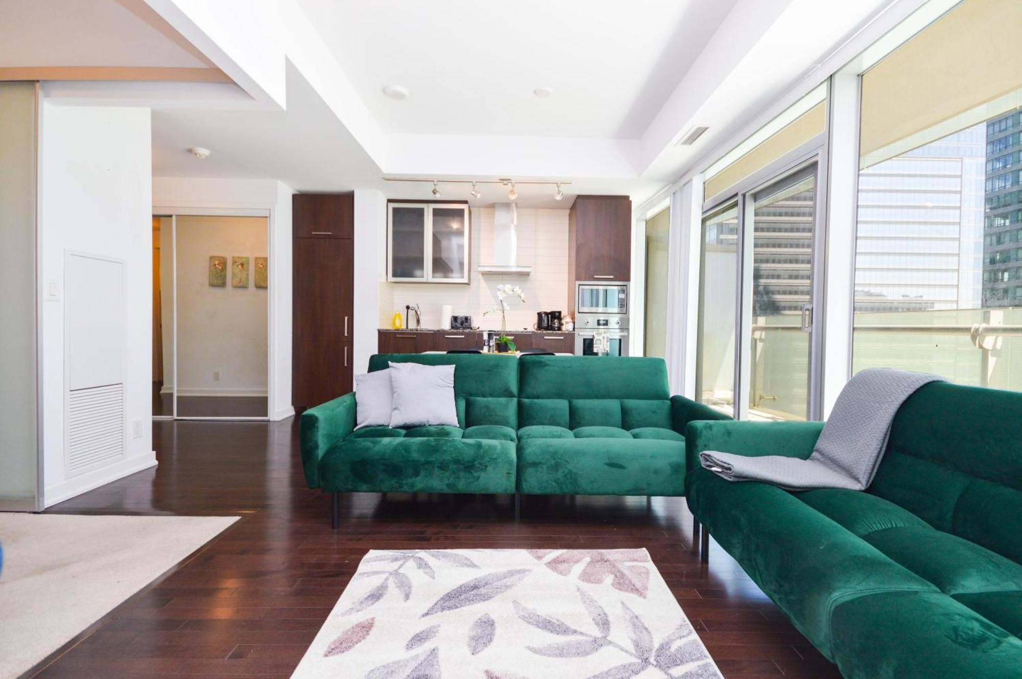 Downtown Toronto Condo Near Cn Tower, Scotiabank Arena, Rogers Centre, Union Station ภายนอก รูปภาพ