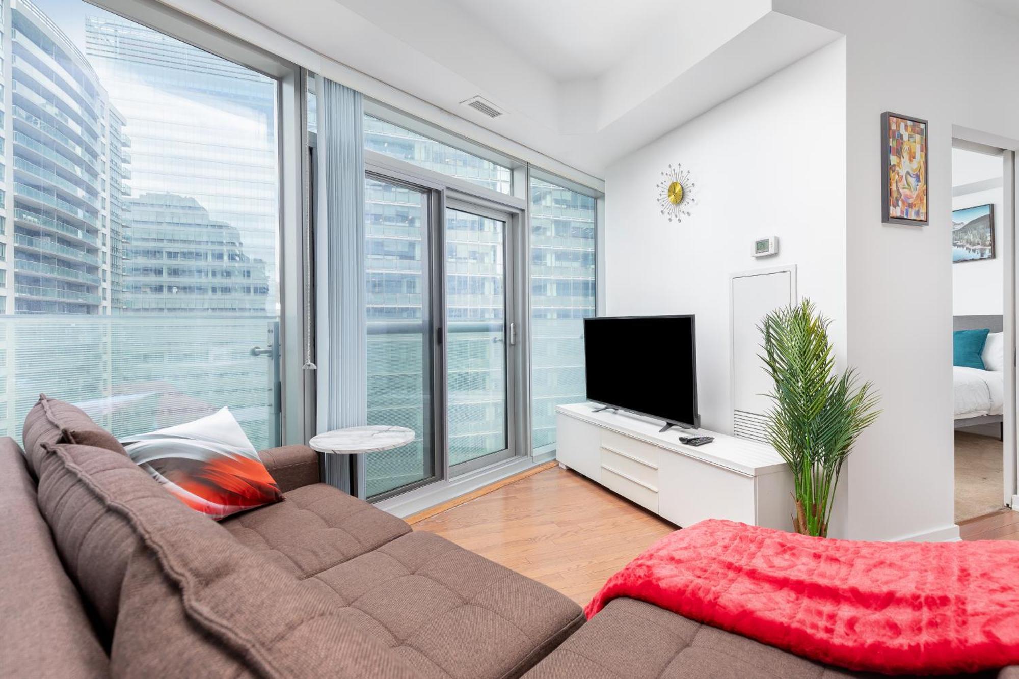 Downtown Toronto Condo Near Cn Tower, Scotiabank Arena, Rogers Centre, Union Station ภายนอก รูปภาพ